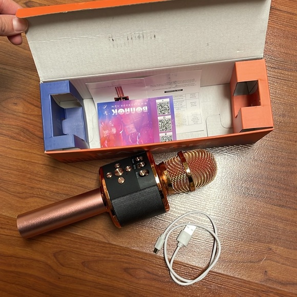 BONAOK Bluetooth Wireless Karaoke Microphone with LED Lights,4-in-1 Portable - Picture 5 of 7